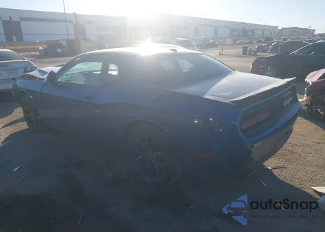 2021 Dodge Challenger Sxt z USA, uszkodzony, nr VIN 2C3CDZAG3MH530969